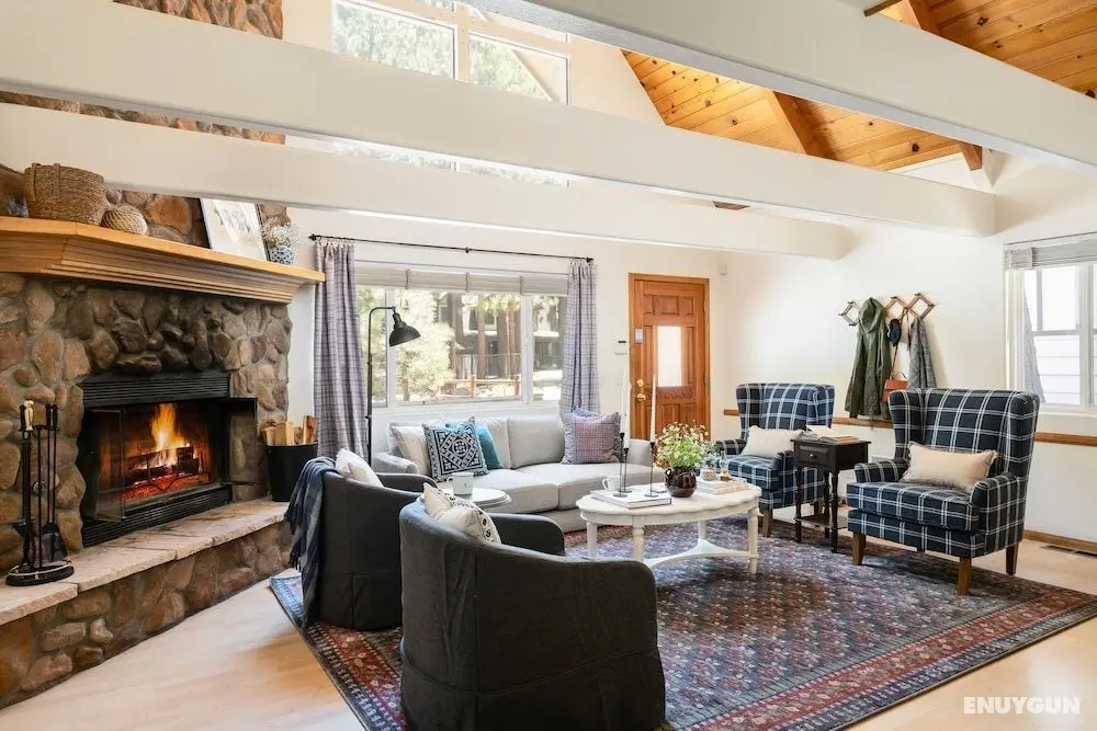Hartwood by Avantstay Cozy Big Bear Abode w/ Spacious Deck & Stone Fireplace - Öne Çıkan Resim