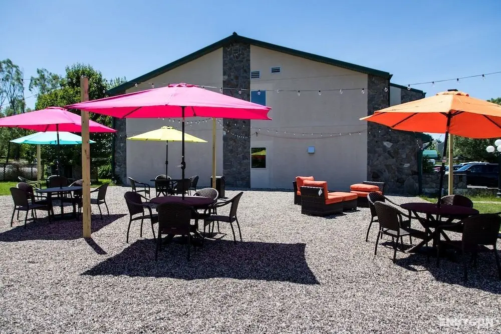 Harvest Inn - Öne Çıkan Resim