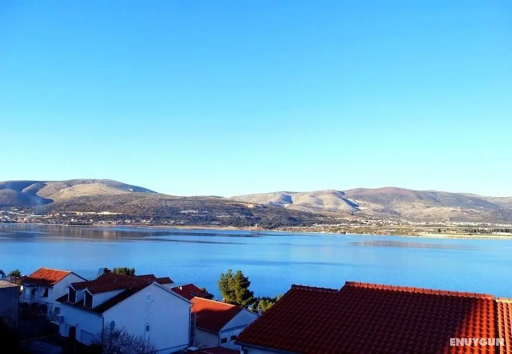 Hazi 1 - 150m From sea - A1 Trogir - Öne Çıkan Resim