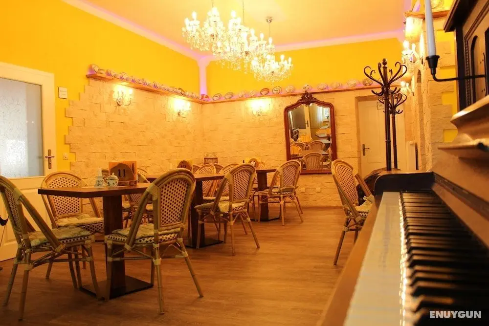 Heinrich's Pension mit Café-Witschaft - Öne Çıkan Resim
