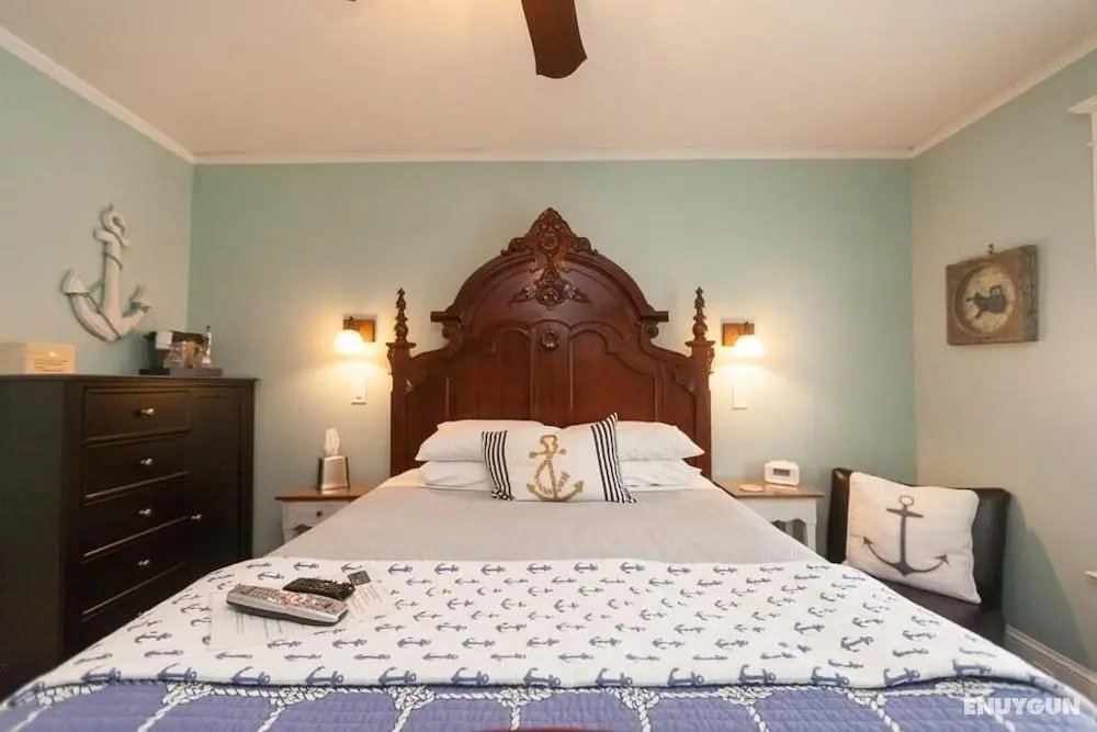 Hemingway House Bed and Breakfast - Oda