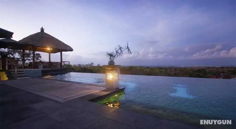 Villa Hening Jimbaran Bali - Genel