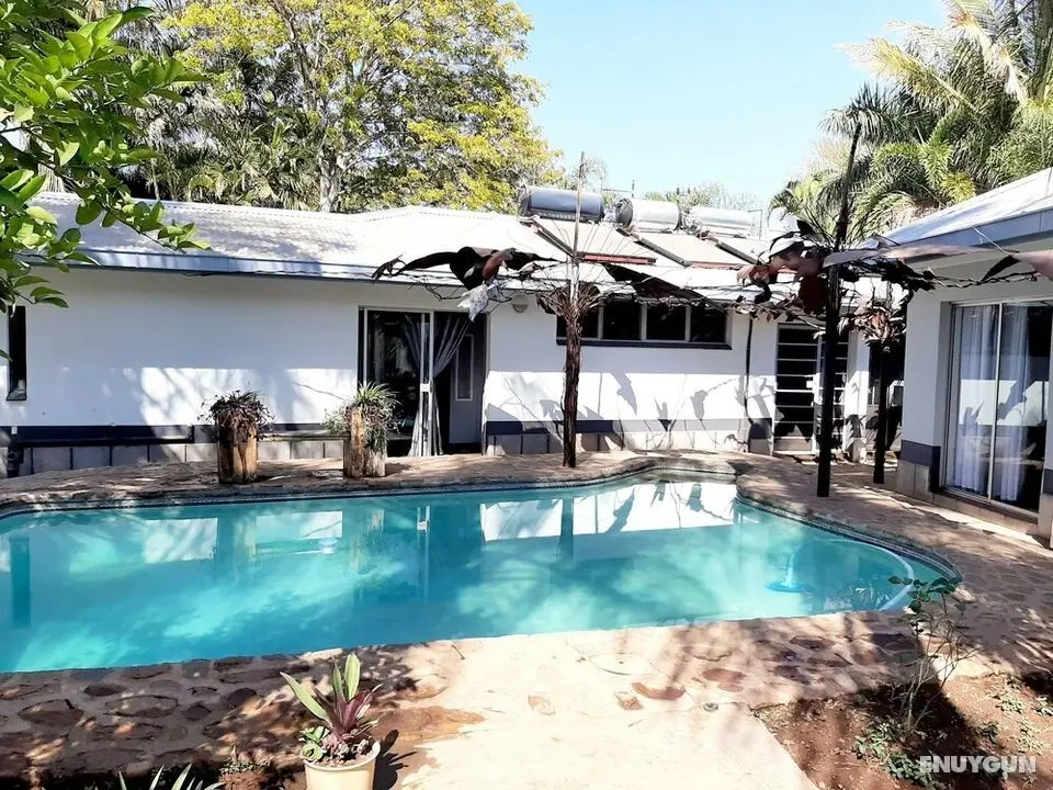 Herberg Guest House & Coffee Shop - Havuz