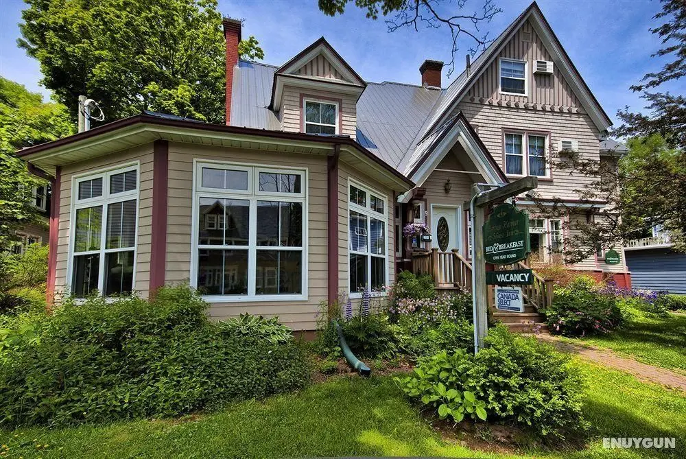 Heritage Harbour House Inn - Genel