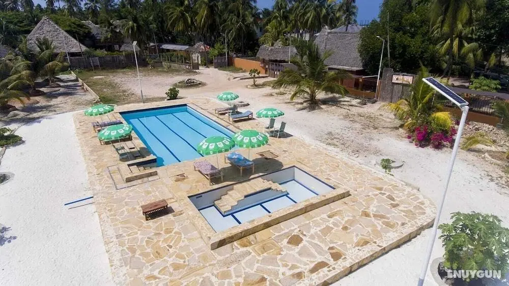 Heritage Retreat Bungalows - Havuz