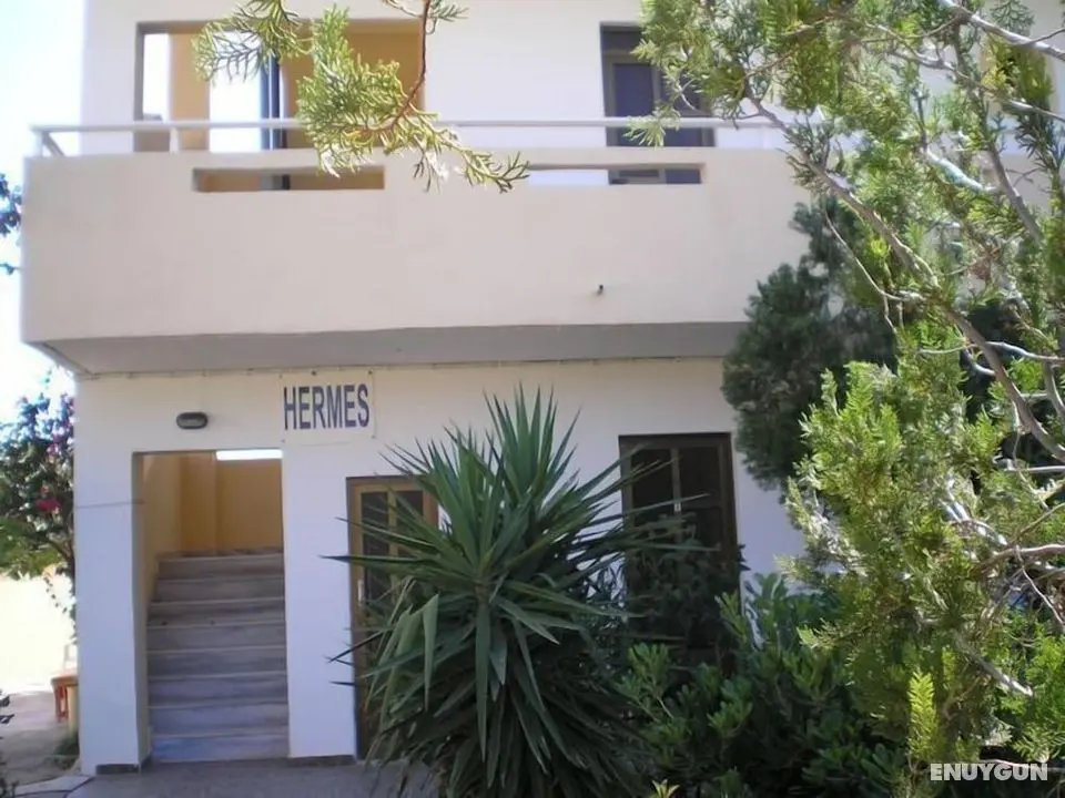 Hermes Studios - Dış Mekan