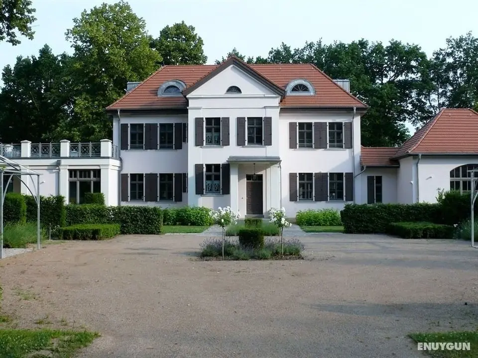 Herrenhaus Röddelin - Dış Mekan