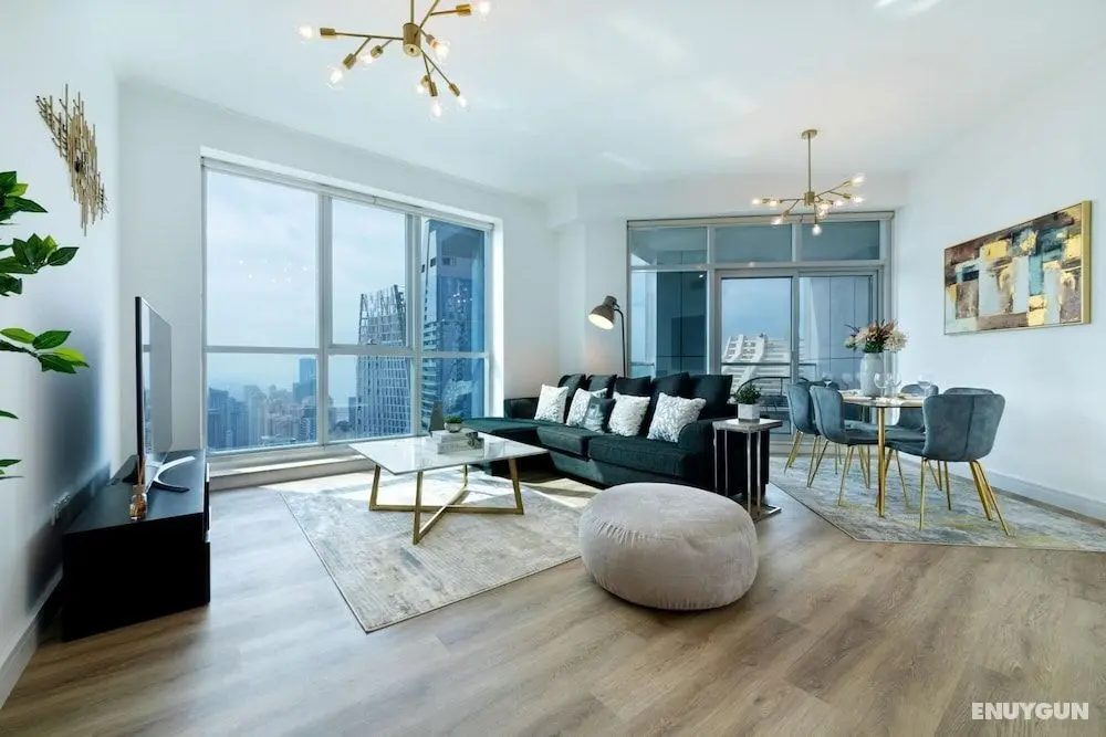 High-floor Trendy Apt w Marina Palm Ocean Vws - Oda