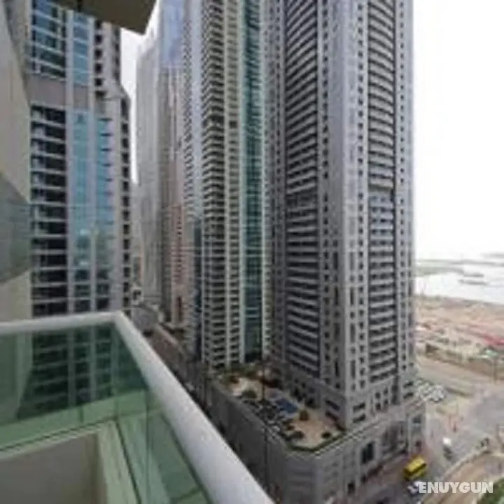 High Floor Two Bedroom Apartment - Oda Düzeni