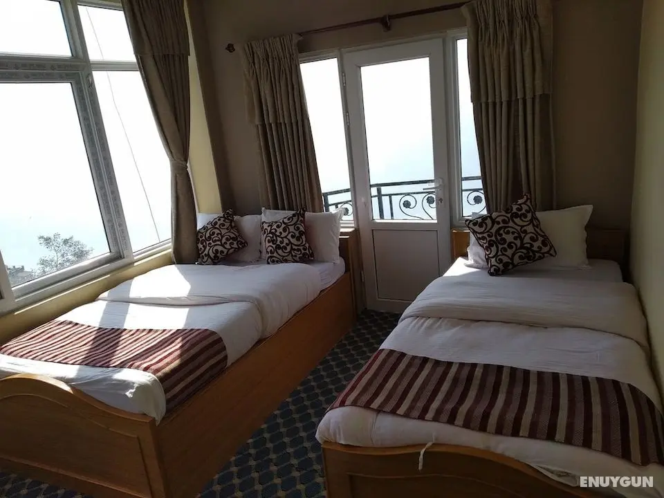 High Ground Inn and Rooftop Restaurant - Öne Çıkan Resim