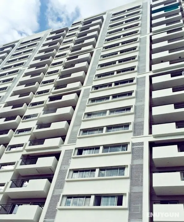 High Sky Electronic City - Öne Çıkan Resim