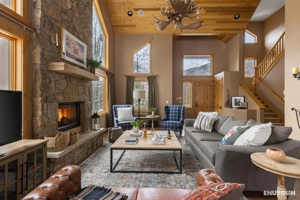 Highline by Avantstay Breathtaking Mountain Home w/ Hot Tub & Views - Öne Çıkan Resim
