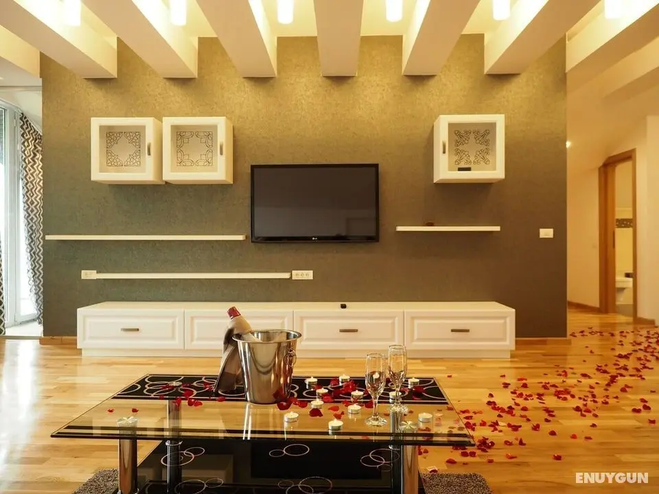 Hill Residence - Öne Çıkan Resim
