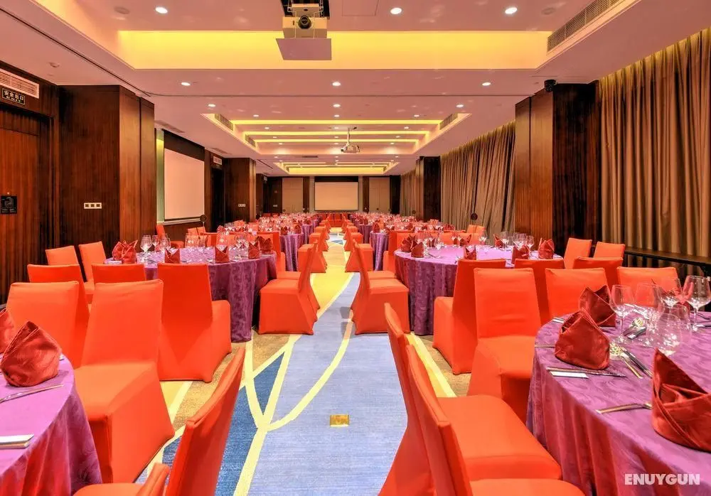 Hilton Garden Inn Chengdu Huayang - Genel
