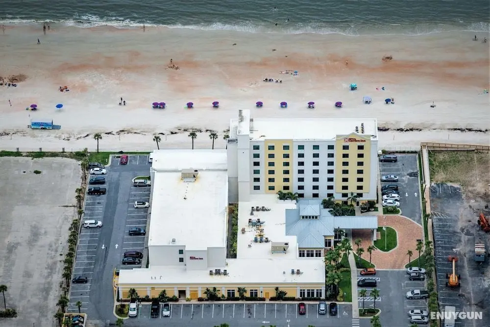 Hilton Garden Inn Daytona Beach Oceanfront - Dış Mekan