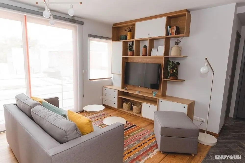 Hip, Tech Top Floor Apt, w/ Private Terrace - Öne Çıkan Resim