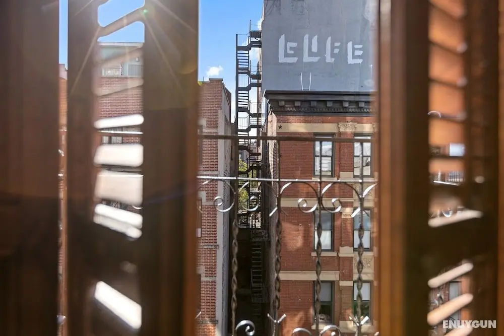 The Historic Blue Moon Hotel - NYC - Oda Manzaraları