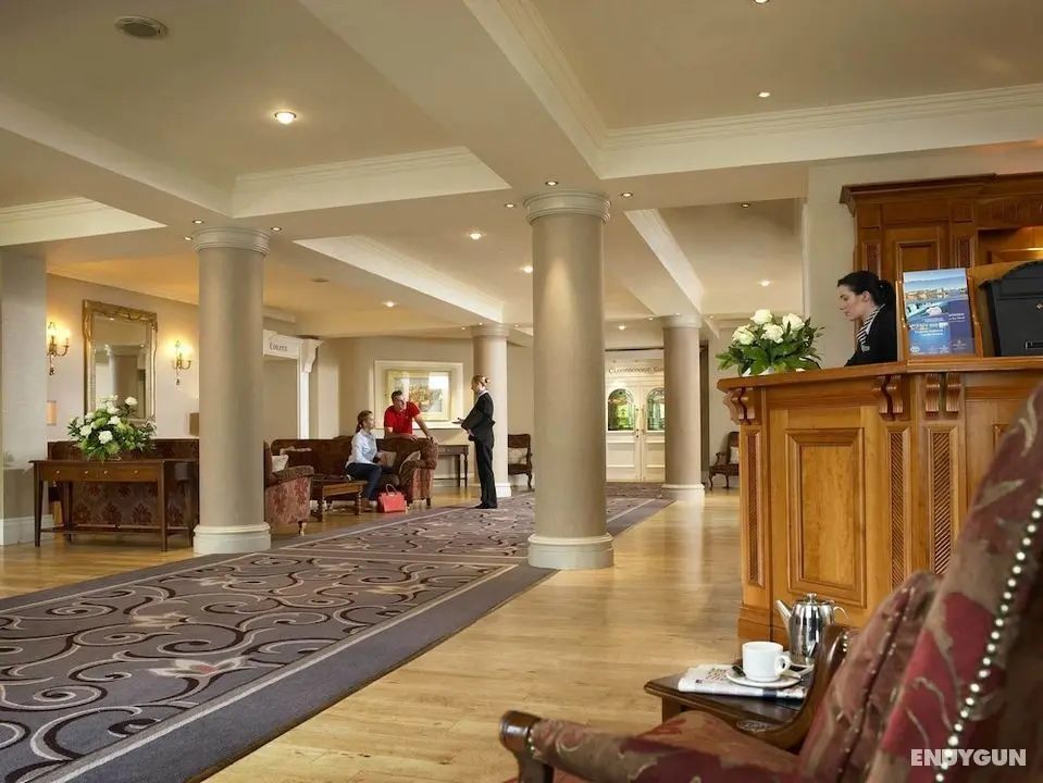 Hodson Bay Hotel - Lobi