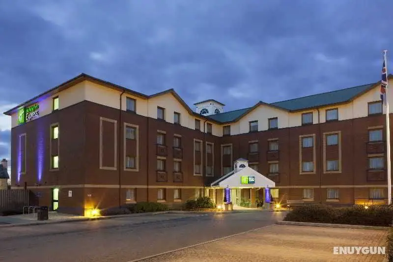 Holiday Inn Express Bristol North - Genel