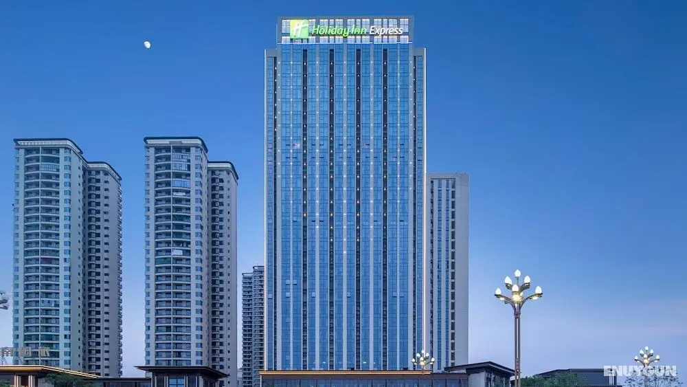 Holiday Inn Express Chengdu Tianfu Airport Zone, an IHG Hotel - Dış Mekan