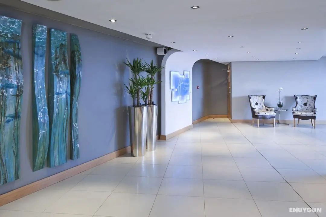 Holiday Inn Express Durban-Umhlanga - Dış Mekan