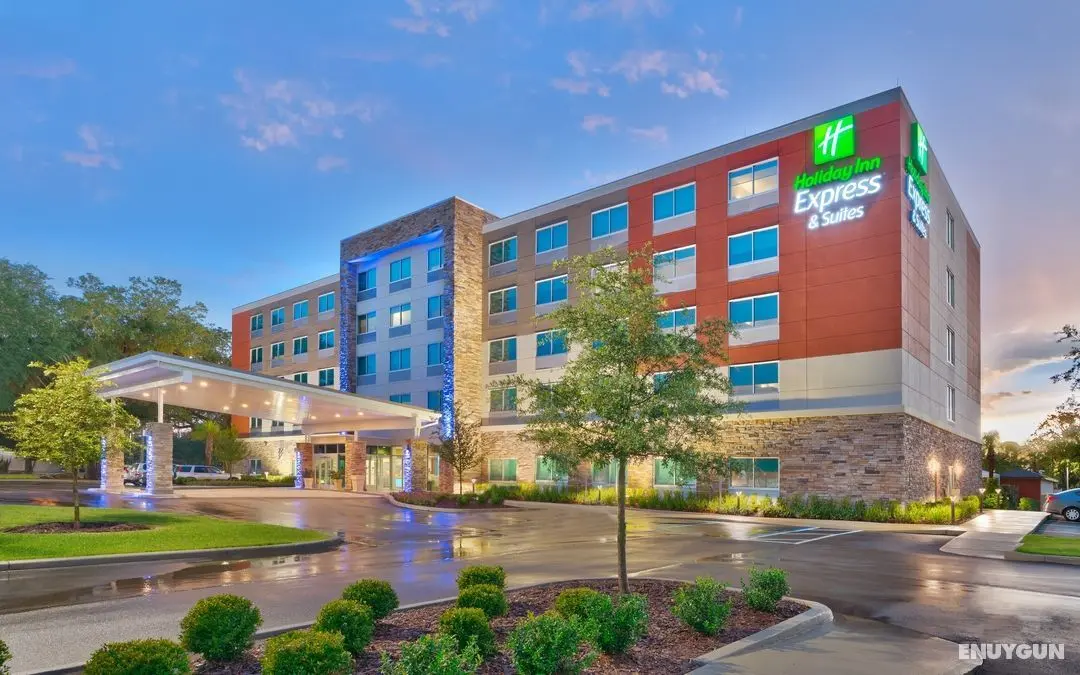 Holiday Inn Express Gainesville SW - Genel