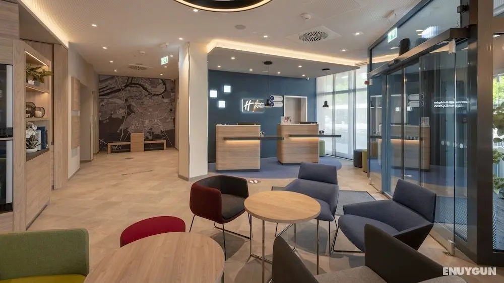 Holiday Inn Express Offenbach, an IHG Hotel - Lobi
