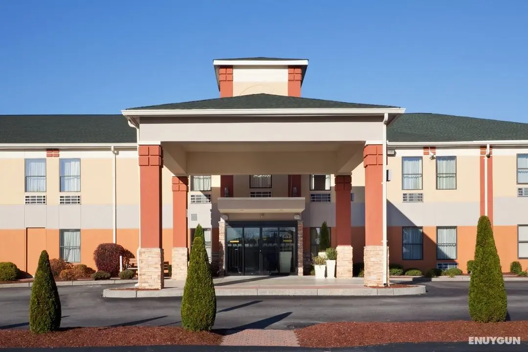 Holiday Inn Express Providence-North Attleboro - Genel