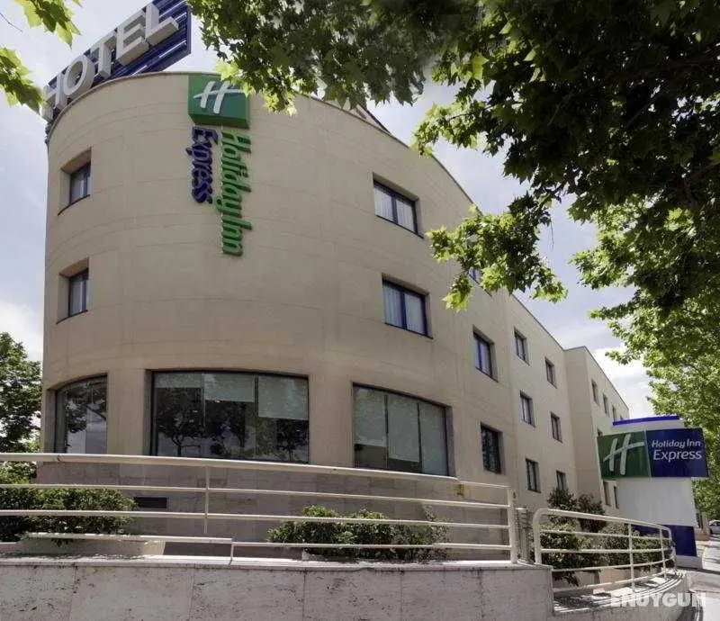Holiday Inn Express San Sebastián de los Reyes - Genel