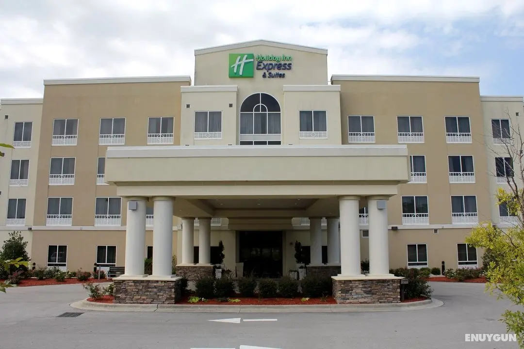 Holiday Inn Express Hotel & Suites Havelock NW - N - Genel