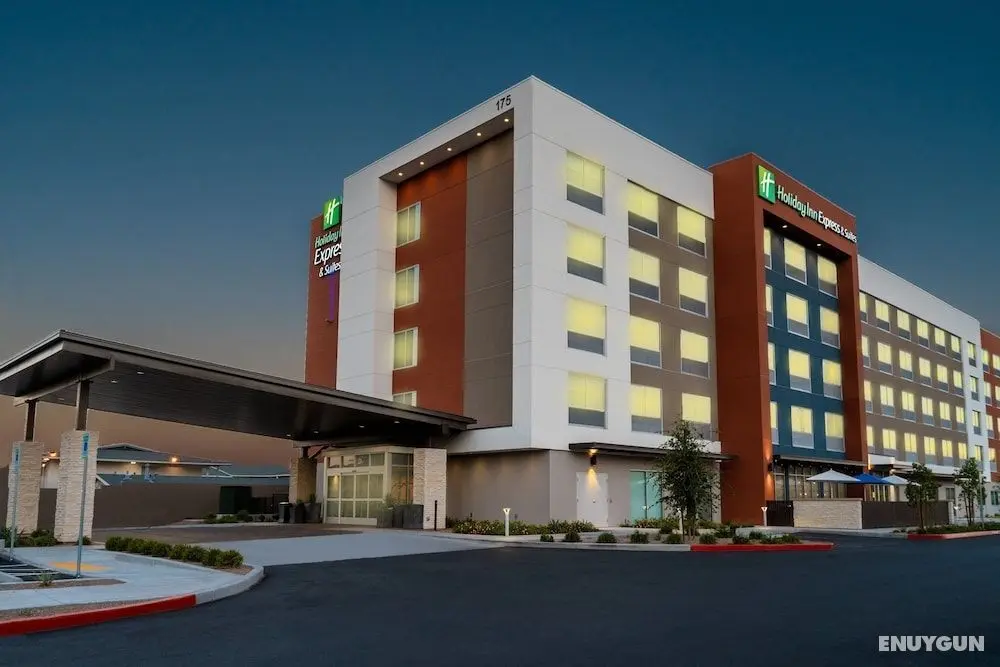 Holiday Inn Express & Suites Las Vegas - E Tropicana, an IHG Hotel - Öne Çıkan Resim