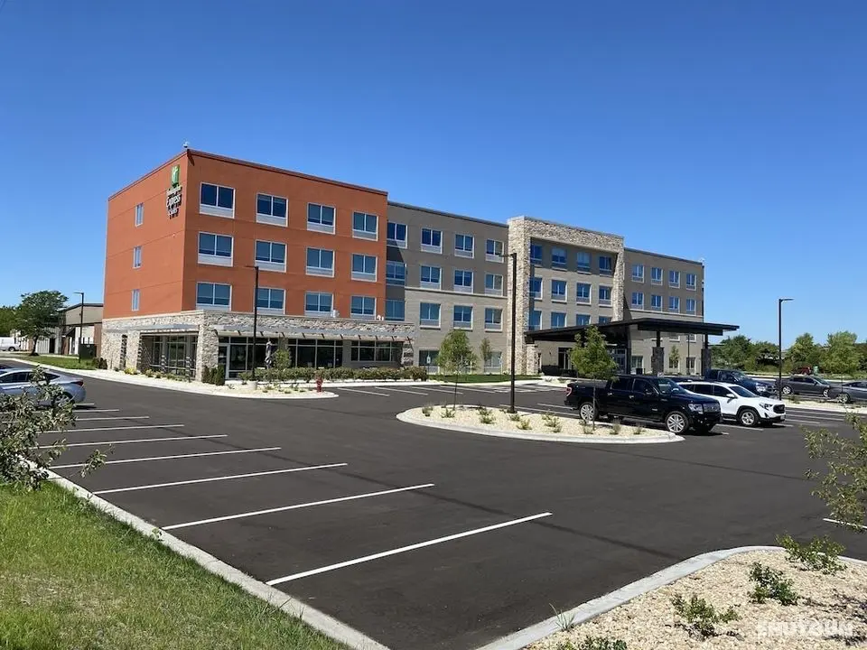 Holiday Inn Express And Suites Madison West - Middleton, an IHG Hotel - Öne Çıkan Resim