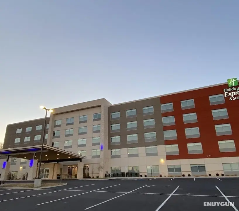 Holiday Inn Express And Suites Staunton, an IHG Hotel - Dış Mekan