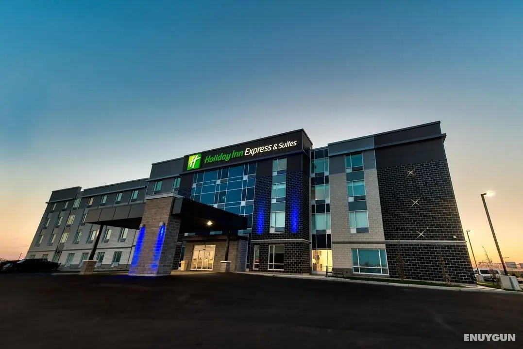 Holiday Inn Express and Suites Trois Rivieres - Genel