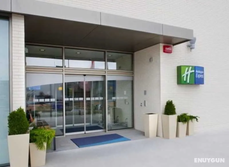 Holiday Inn Express Vitoria - Genel