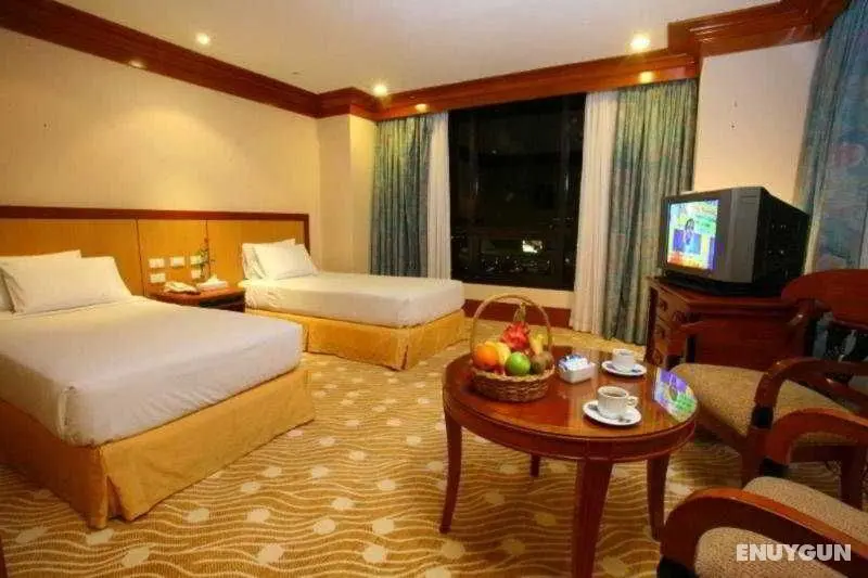Holiday Inn Galleria Manila - Oda