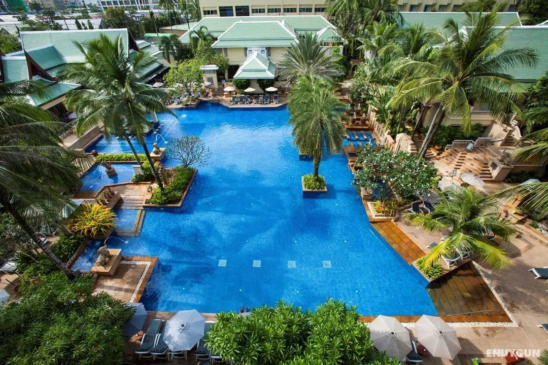 Holiday Inn Resort Phuket Patong - Havuz