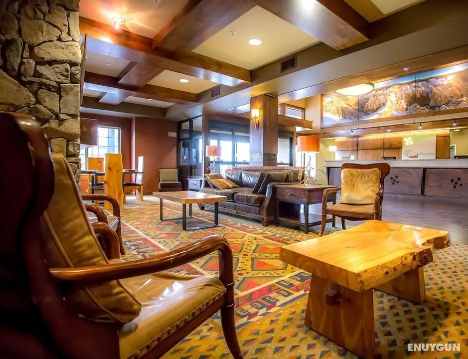 Holiday Inn - West Yellowstone, an IHG Hotel - Lobi