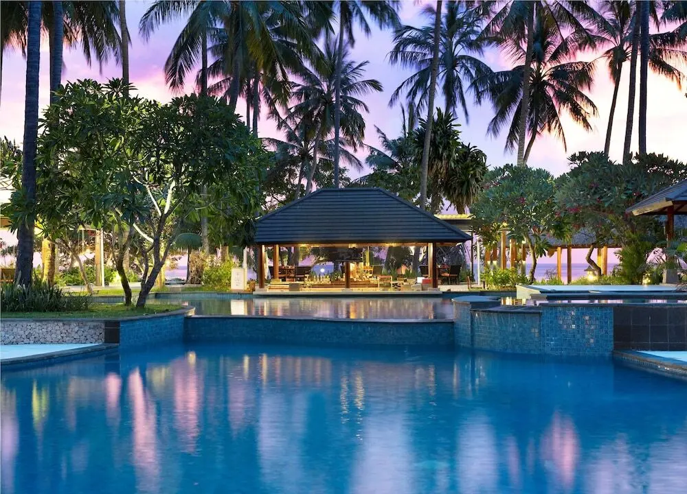Holiday Resort Lombok - Havuz