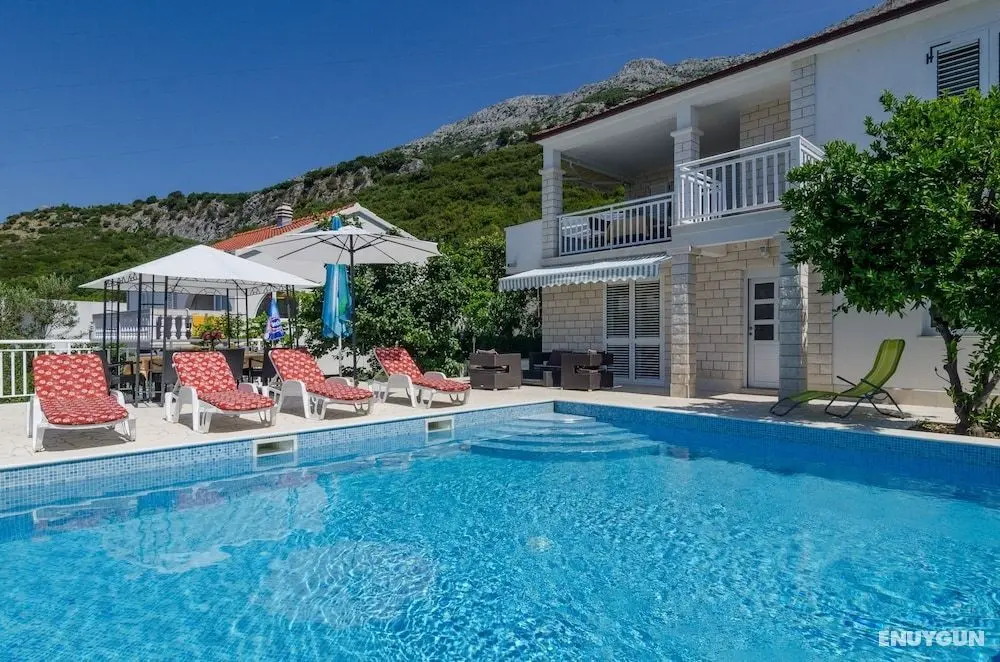 Holiday Villa Perna with Swimming Pool - Öne Çıkan Resim