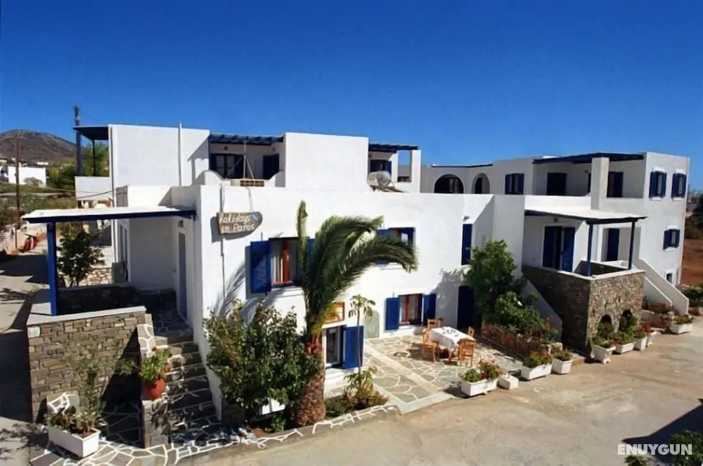 Holidays in Paros - Öne Çıkan Resim