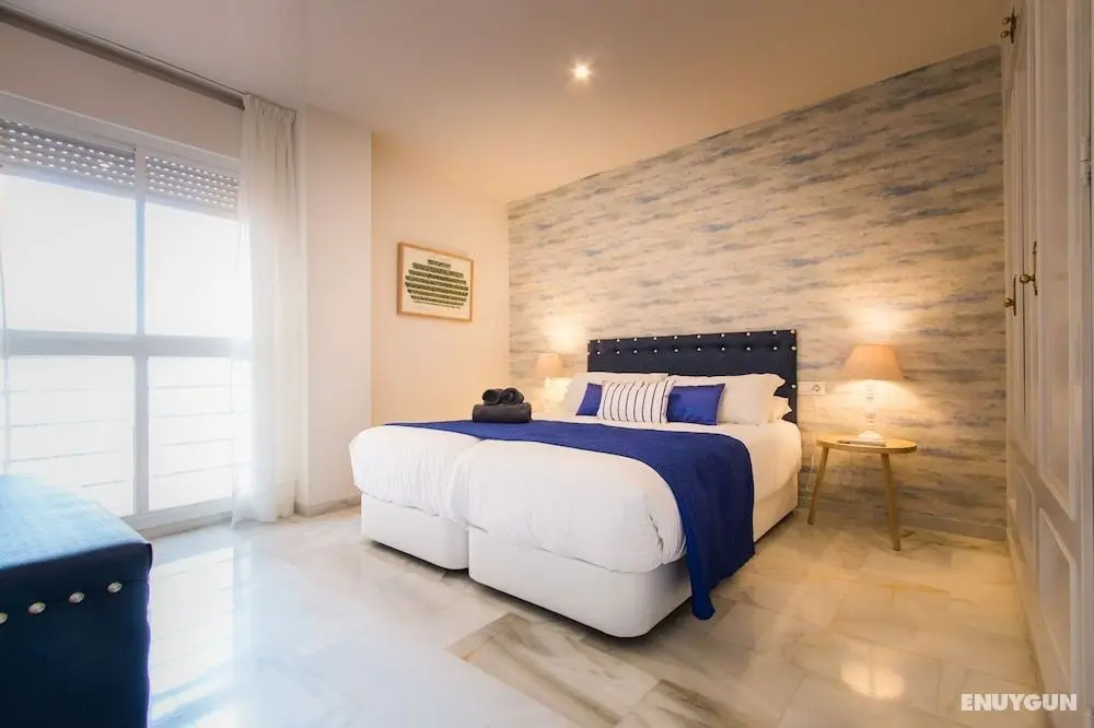 Holidays2Malaga Malagueta Apartments - Öne Çıkan Resim