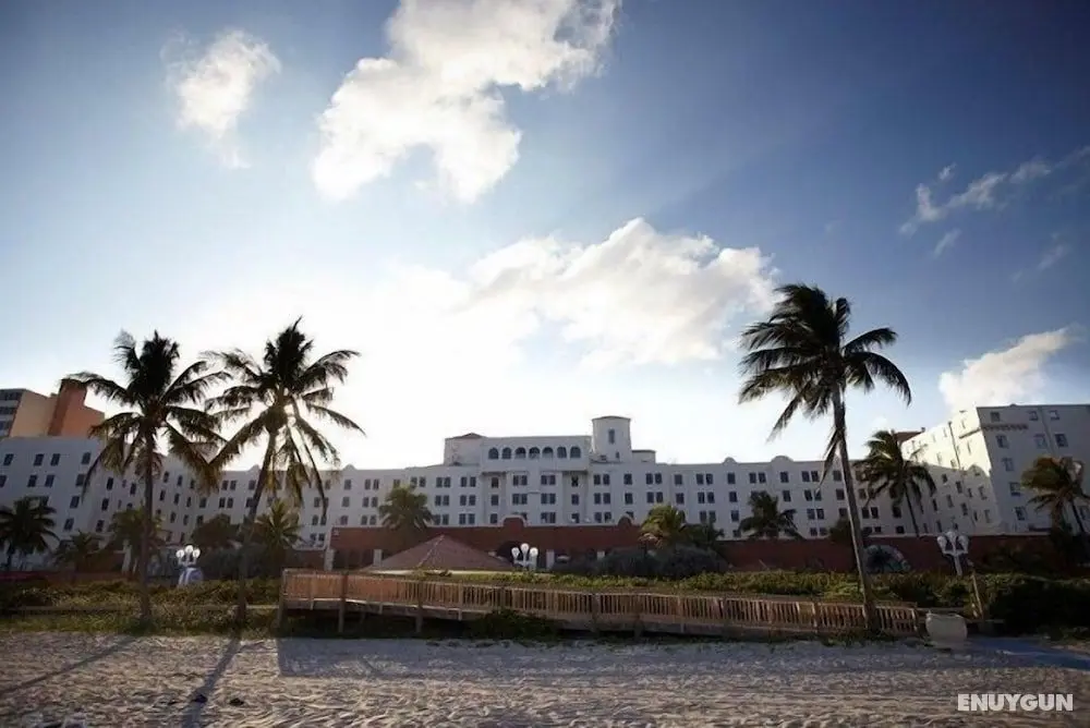 Hollywood Beach Resort - Studio With 2 Double Beds - Dış Mekan