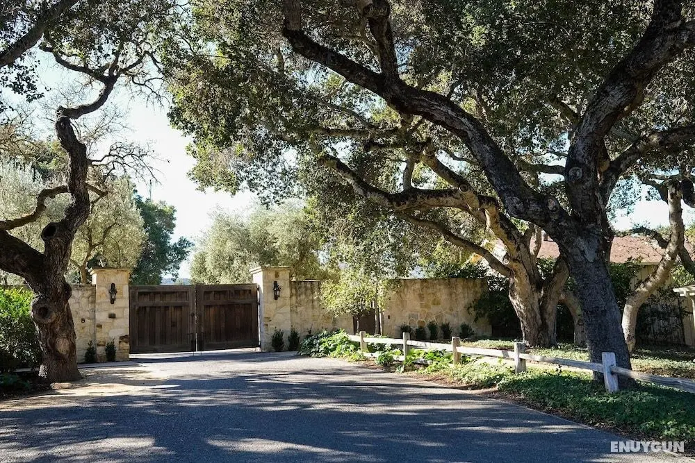 Holman Ranch Estate Vineyard & Winery - Öne Çıkan Resim