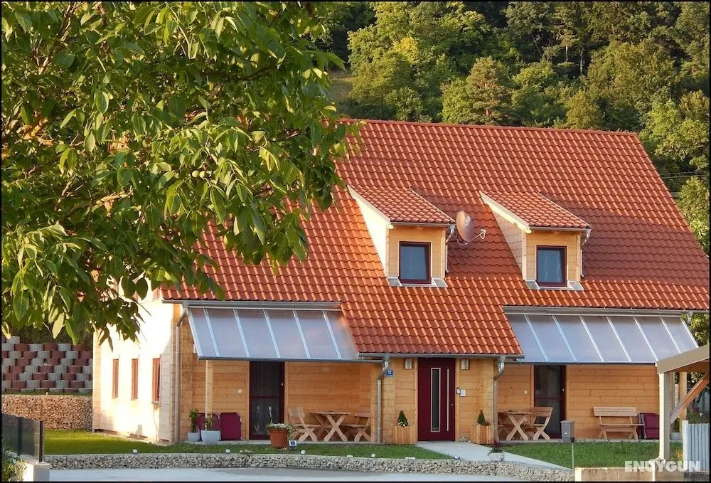 Holzblockhaus Stark - Öne Çıkan Resim