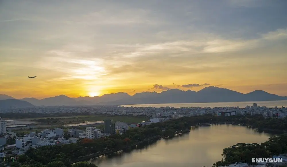 HOM - HOW Da Nang Airport - Dış Mekan