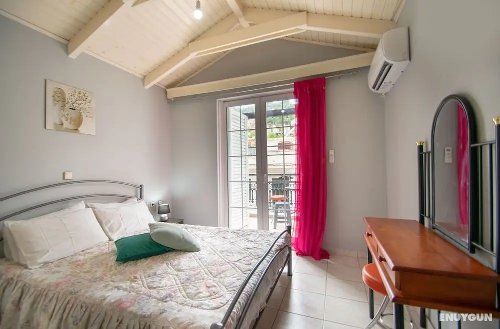 Home & Away Cottage - Öne Çıkan Resim