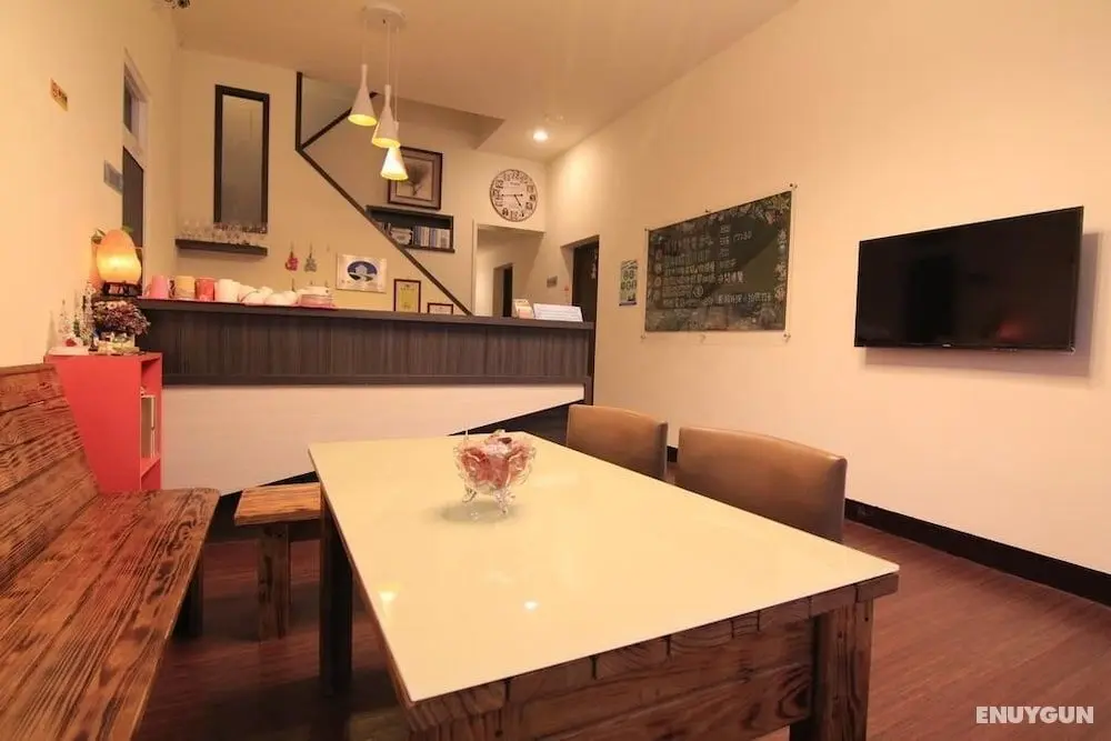 Home Sweet Beach Hotel - Öne Çıkan Resim