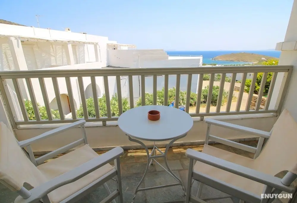 Home with View of Agios Ioannis in Tinos - Oda Düzeni