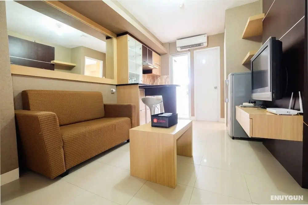 Homely 2 Bedroom at Bassura City Apartment By Travelio - Öne Çıkan Resim